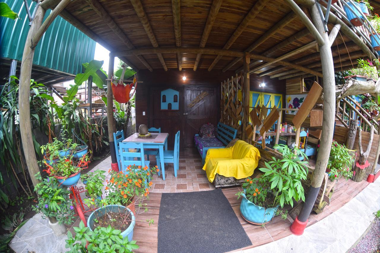 Wood House Hostel La Fortuna Buitenkant foto