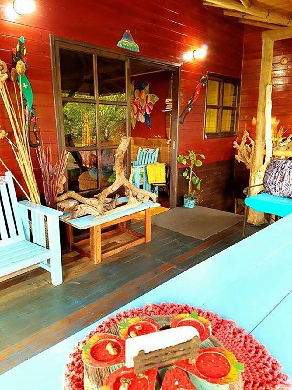 Wood House Hostel La Fortuna Buitenkant foto